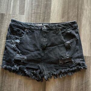Women’s Mossimo Size 16 Black Denim Shorts